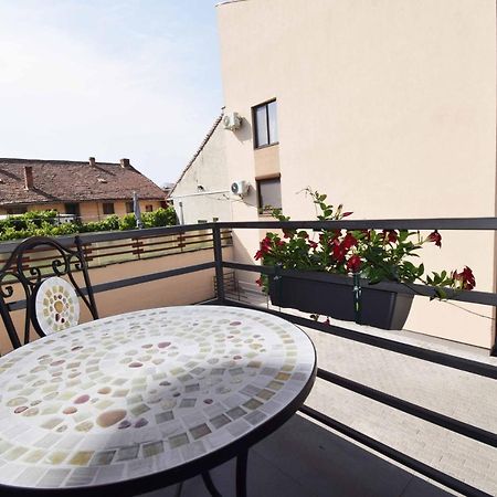 Luxury Apartment Central Targu Mures Luaran gambar